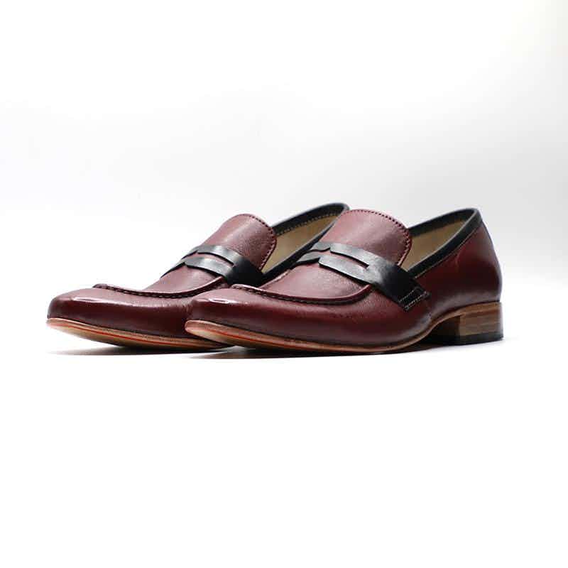 Calfskin Leather Shoes Brown Color with Black Strip (LFR008)