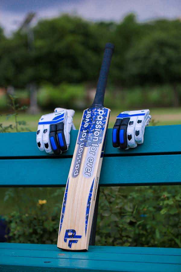 Classic Edition Cricket Bat